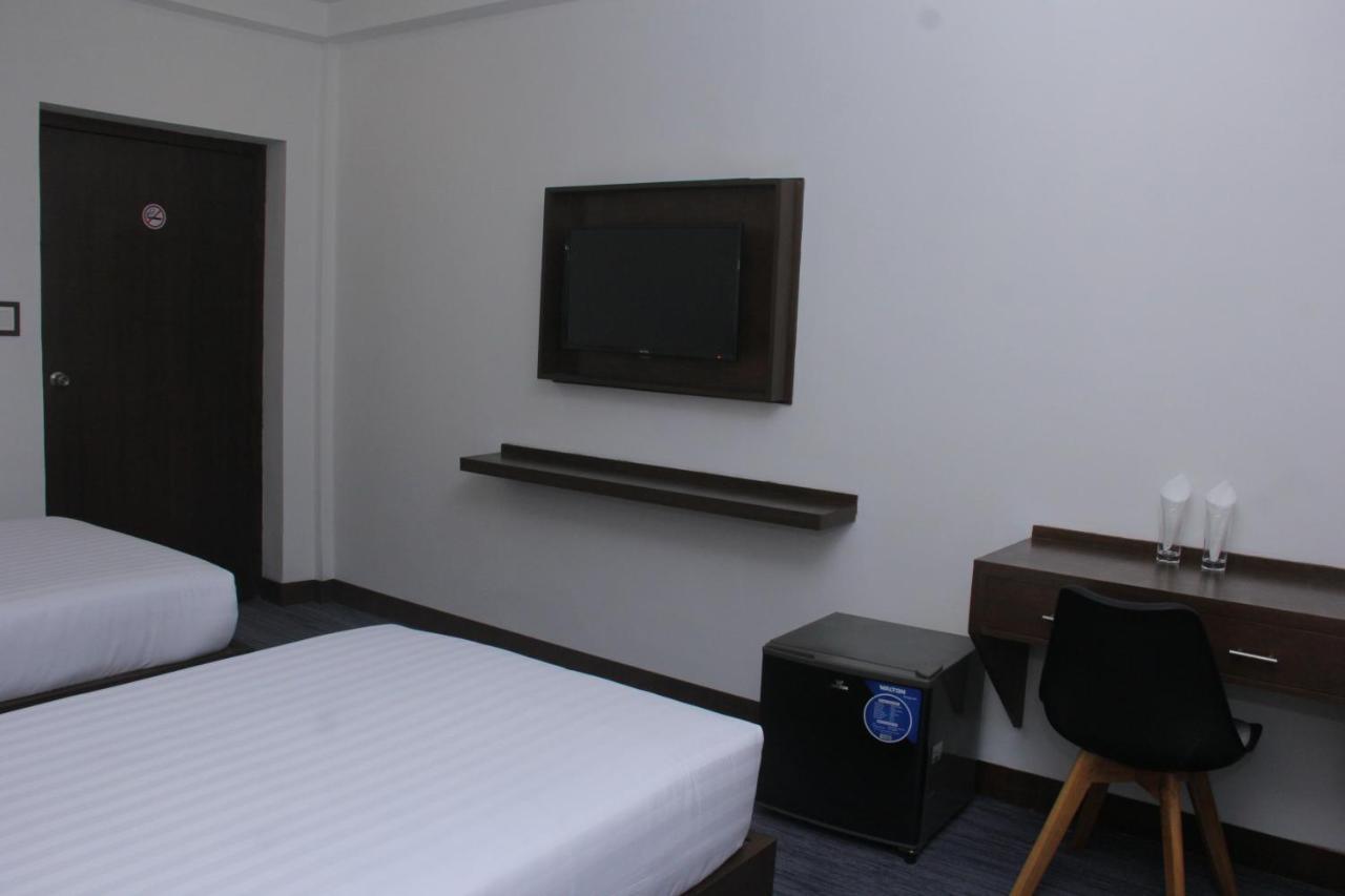 Hotel Zakaria International Dhaka Exterior photo