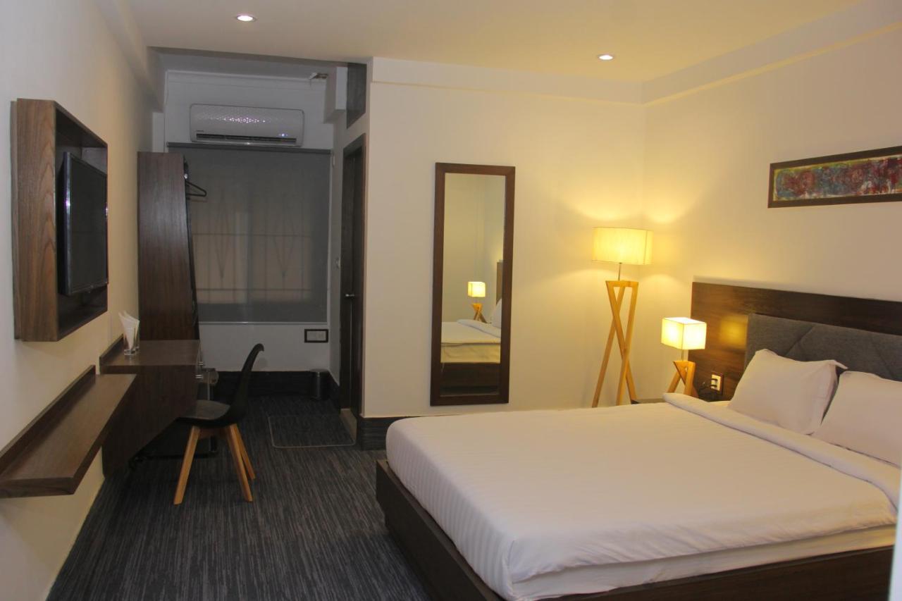 Hotel Zakaria International Dhaka Exterior photo