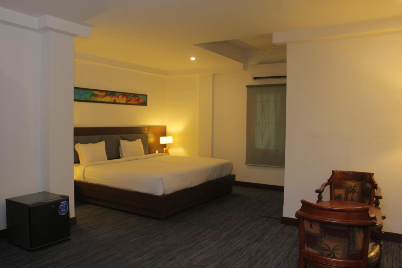Hotel Zakaria International Dhaka Exterior photo